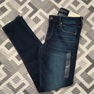 American Eagle jean